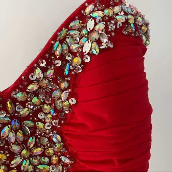 Red, strapless, jeweled prom dress/formal dress - Picture 7 of 12